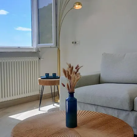 Azzurro Cinque Terre Apartment San Bernardino