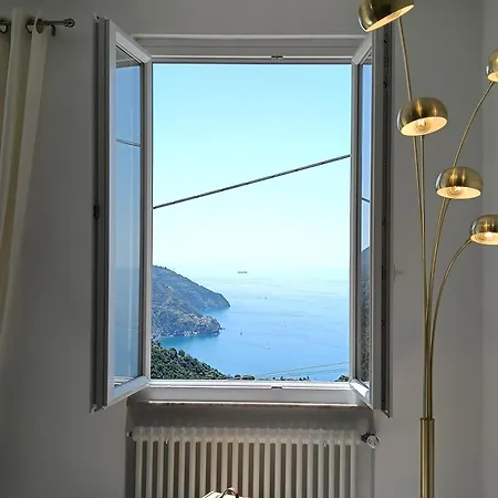 Azzurro Cinque Terre San Bernardino