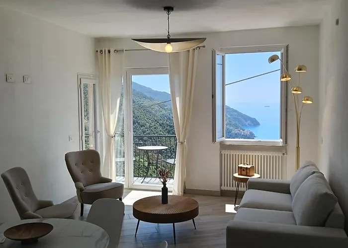 Azzurro Cinque Terre